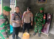 Tekan Kriminalitas, Personel Gabungan Polres Morotai Gelar Razia Miras di Desa Sambiki