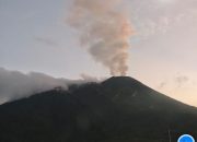 ​Gunung Gamalama Berstatus Waspada Level II, Asap Kawah Teramati Setinggi 500 Meter